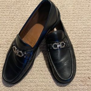 Ferrigamo mens dress shoes